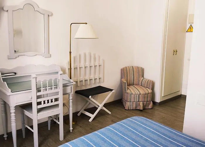 Отель Polo Ронда