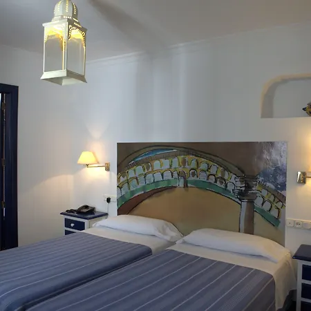 מלון Polo רונדה