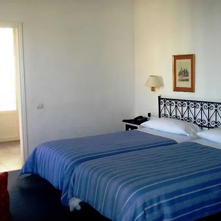 מלון Polo רונדה